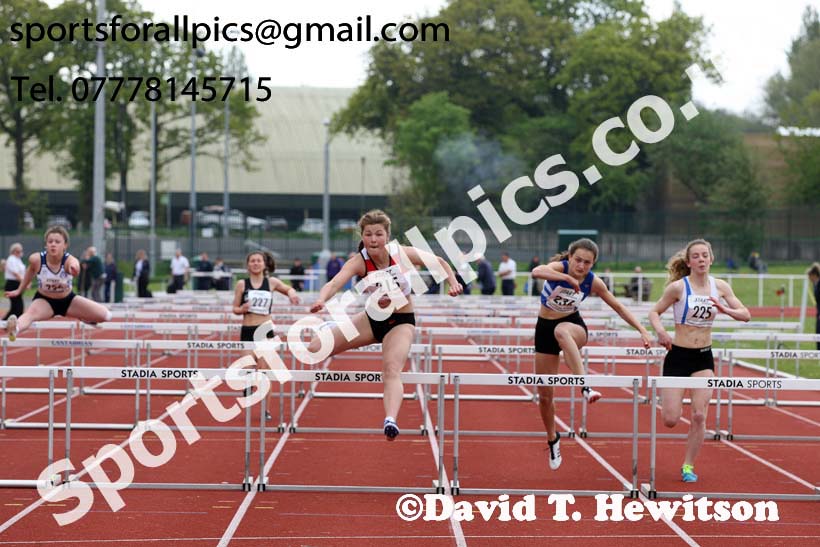 Womens under-17s 80 metres hurdles, 2019 North Eastern Track and Field Champs., Middlesbrough. Photo:  David T. Hewitson/Sports for All Pics
